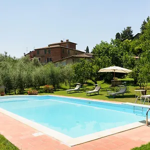 https://villa-vignacce.it-tuscanyhotel.com