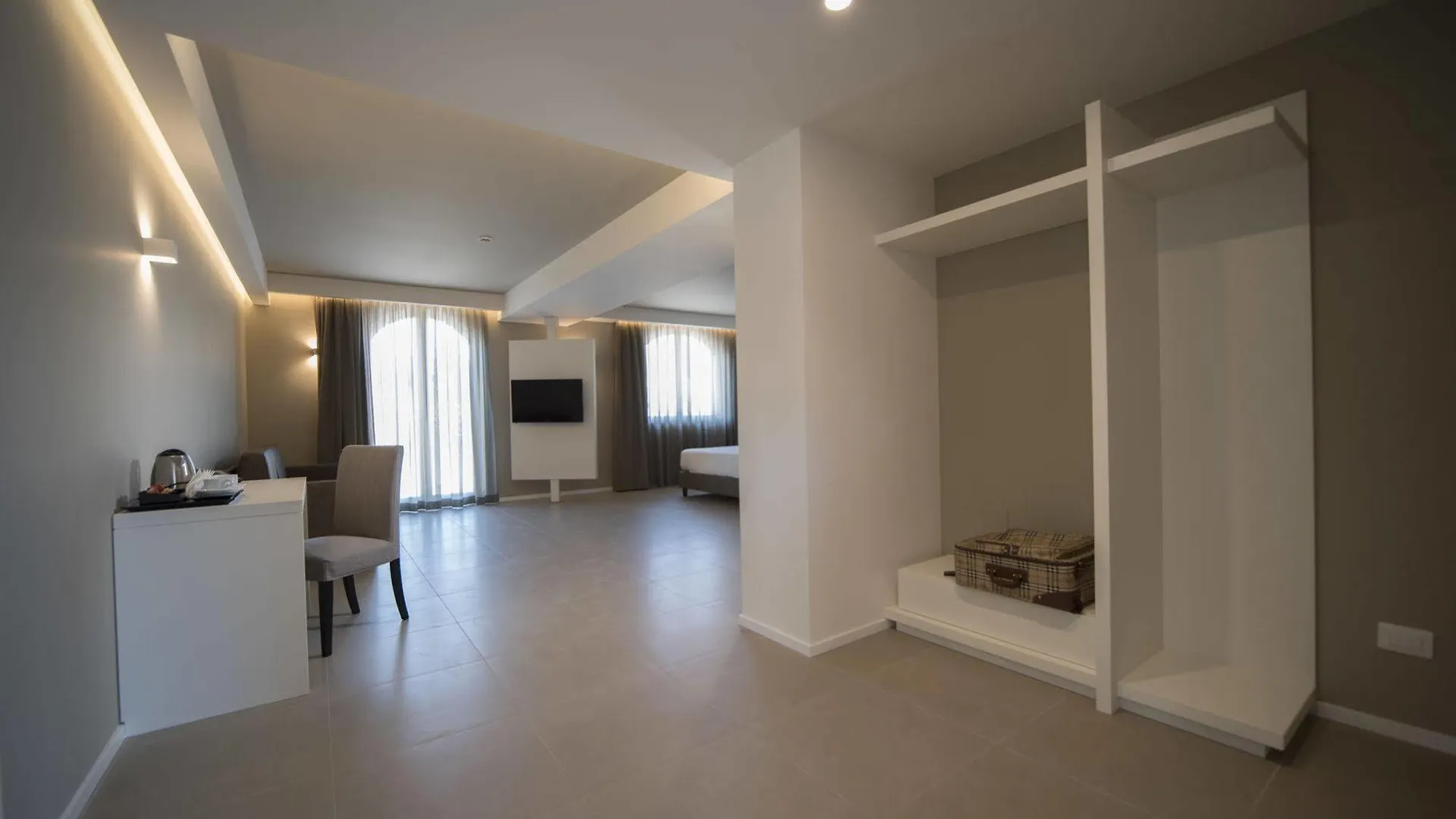 Airone City Hotel Catania 4*,  Italy